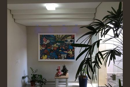 Casa à venda com 122m², 4 quartos e 4 vagasFoto 05