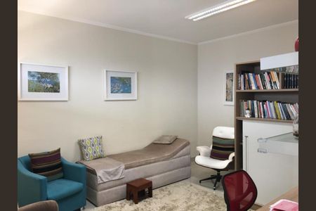 Foto 13 de casa à venda com 4 quartos, 122m² em Cambuí, Campinas