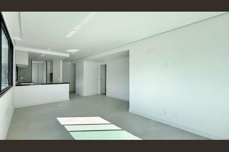 Apartamento à venda com 3 quartos, 86m² em Santo Antônio, Belo Horizonte