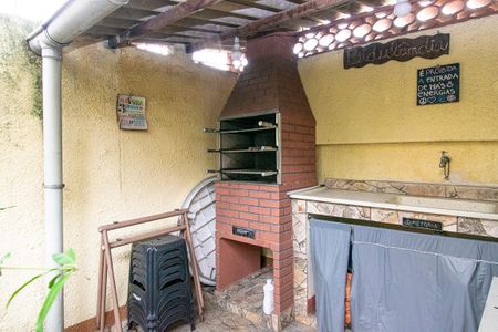 Casa à venda com 120m², 3 quartos e 2 vagas Casa à venda com 120m², 3 quartos e 2 vagasVaranda gourmet - Churrasqueira