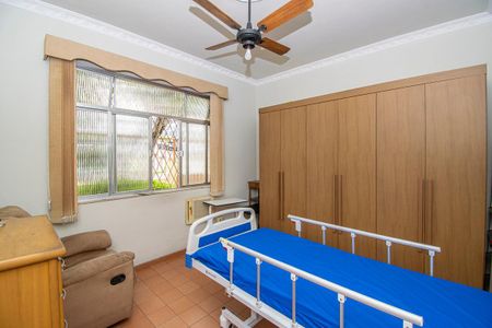Casa à venda com 120m², 3 quartos e 2 vagas Casa à venda com 120m², 3 quartos e 2 vagasQuarto 1