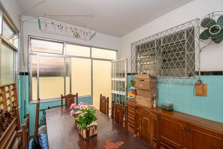 Casa à venda com 120m², 3 quartos e 2 vagas Casa à venda com 120m², 3 quartos e 2 vagasÁrea de serviço e Copa