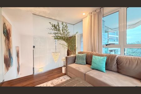 Foto 15 de apartamento à venda com 4 quartos, 211m² em Jardim Morumbi, São Paulo