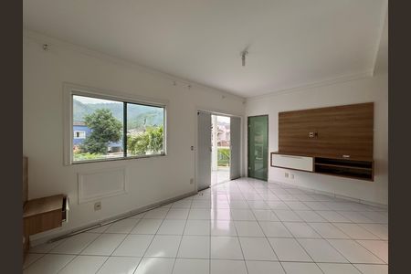 Casa de condomínio para alugar com 300m², 4 quartos e 3 vagasSuíte 1
