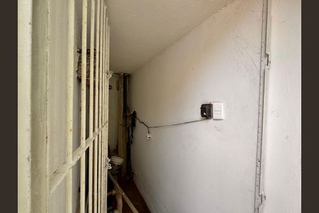 Casa de condomínio para alugar com 300m², 4 quartos e 3 vagasÁrea de Serviço
