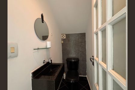 Casa de condomínio para alugar com 300m², 4 quartos e 3 vagasLababo