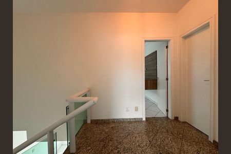 Hall Íntimo de casa de condomínio para alugar com 4 quartos, 300m² em Vargem Pequena, Rio de Janeiro