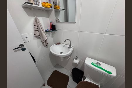Apartamento à venda com 41m², 2 quartos e 1 vaga Apartamento à venda com 41m², 2 quartos e 1 vagaBanheiro