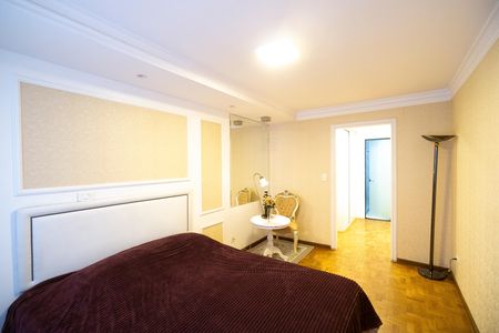 Apartamento para alugar com 232m², 3 quartos e 2 vagas Apartamento para alugar com 232m², 3 quartos e 2 vagasSuíte