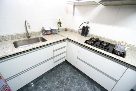 Apartamento para alugar com 232m², 3 quartos e 2 vagas Apartamento para alugar com 232m², 3 quartos e 2 vagasPia e cooktop