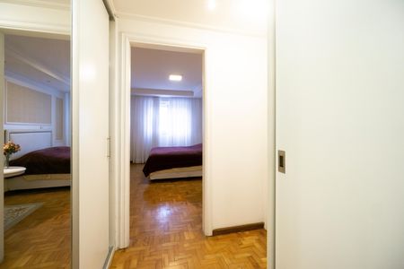 Apartamento para alugar com 232m², 3 quartos e 2 vagas Apartamento para alugar com 232m², 3 quartos e 2 vagasCloset da suíte