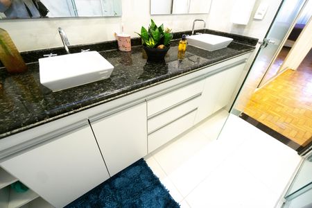 Apartamento para alugar com 232m², 3 quartos e 2 vagas Apartamento para alugar com 232m², 3 quartos e 2 vagasPia