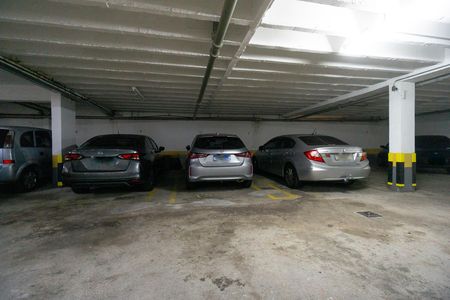 Apartamento para alugar com 232m², 3 quartos e 2 vagas Apartamento para alugar com 232m², 3 quartos e 2 vagasGaragem