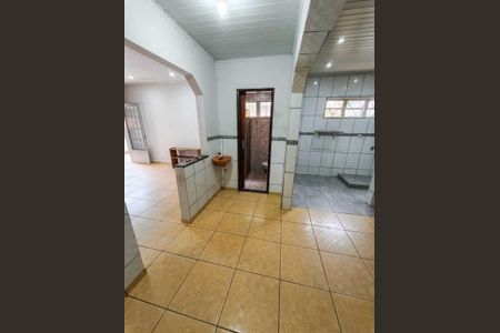 Cozinha de casa de condomínio para alugar com 3 quartos, 112m² em QR 514, Brasília