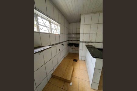 Cozinha de casa de condomínio para alugar com 3 quartos, 112m² em QR 514, Brasília