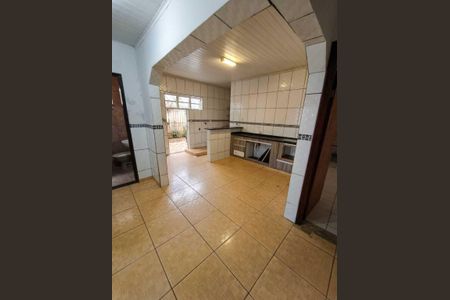 Cozinha de casa de condomínio para alugar com 3 quartos, 112m² em QR 514, Brasília