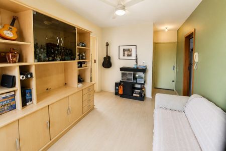 Sala de apartamento para alugar com 2 quartos, 80m² em Cristal, Porto Alegre