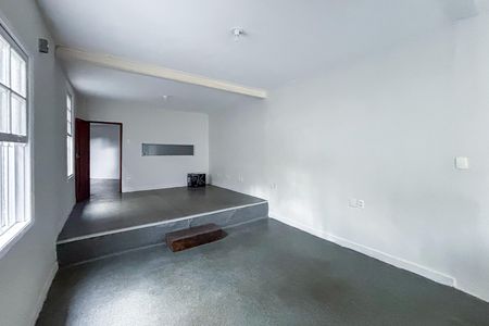 Casa à venda com 2 quartos, 110m² em Jardim das Bandeiras, São Paulo