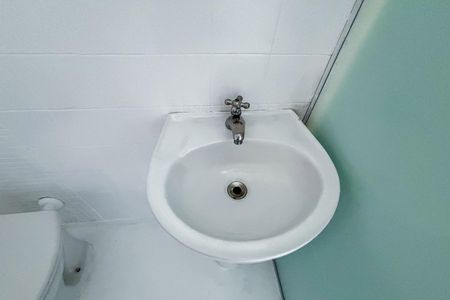 Casa à venda com 110m², 2 quartos e 1 vaga