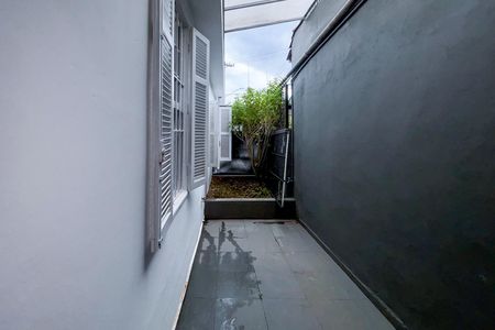 Casa à venda com 110m², 2 quartos e 1 vaga