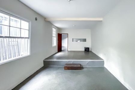 Casa à venda com 110m², 2 quartos e 1 vaga