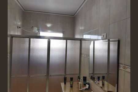 Casa à venda com 169m², 2 quartos e 2 vagas