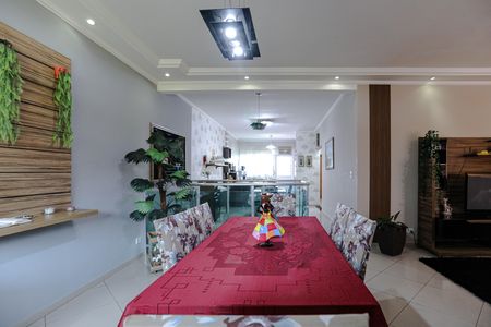 Sala de casa para alugar com 3 quartos, 200m² em Jardim Modelo, Mogi das Cruzes