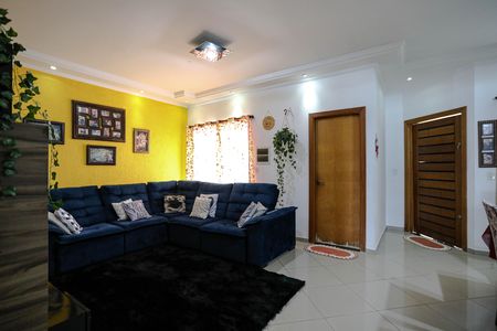 Casa para alugar com 264m², 2 quartos e 10 vagas Casa para alugar com 264m², 2 quartos e 10 vagasSala