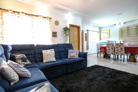 Casa para alugar com 264m², 2 quartos e 10 vagas Casa para alugar com 264m², 2 quartos e 10 vagasSala