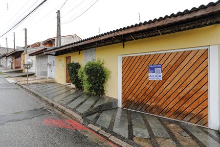 Casa para alugar com 264m², 2 quartos e 10 vagas Casa para alugar com 264m², 2 quartos e 10 vagasFachada