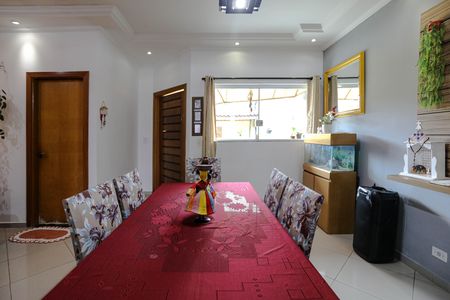 Casa para alugar com 264m², 2 quartos e 10 vagas Casa para alugar com 264m², 2 quartos e 10 vagasSala