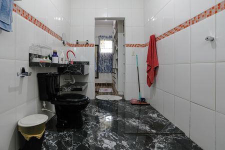 Casa para alugar com 264m², 2 quartos e 10 vagas Casa para alugar com 264m², 2 quartos e 10 vagasBanheiro - Closet