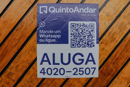 Casa para alugar com 264m², 2 quartos e 10 vagas Casa para alugar com 264m², 2 quartos e 10 vagasPlaquinha