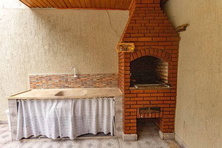 Casa à venda com 125m², 3 quartos e 2 vagas Casa à venda com 125m², 3 quartos e 2 vagasChurrasqueira