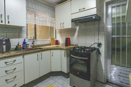 Casa à venda com 125m², 3 quartos e 2 vagas Casa à venda com 125m², 3 quartos e 2 vagasCozinha
