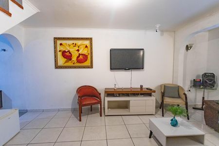 Casa à venda com 125m², 3 quartos e 2 vagas Casa à venda com 125m², 3 quartos e 2 vagasSala