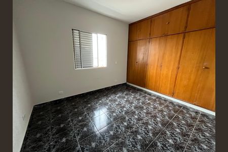 Casa à venda com 130m², 3 quartos e 2 vagas Casa à venda com 130m², 3 quartos e 2 vagasQuarto