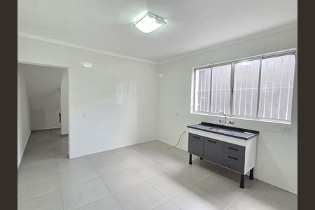 Casa à venda com 130m², 3 quartos e 2 vagas Casa à venda com 130m², 3 quartos e 2 vagasCozinha