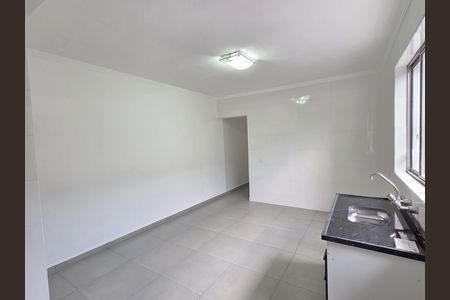 Casa à venda com 130m², 3 quartos e 2 vagas Casa à venda com 130m², 3 quartos e 2 vagasCozinha