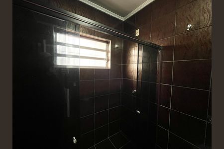 Casa à venda com 130m², 3 quartos e 2 vagas Casa à venda com 130m², 3 quartos e 2 vagasBanheiro