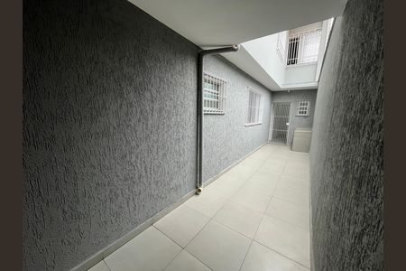 Casa à venda com 130m², 3 quartos e 2 vagas Casa à venda com 130m², 3 quartos e 2 vagasQuintal