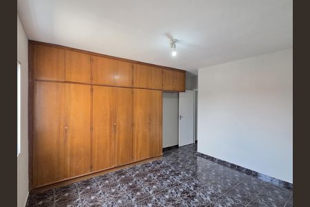 Casa à venda com 130m², 3 quartos e 2 vagas Casa à venda com 130m², 3 quartos e 2 vagasQuarto