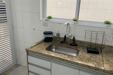 Casa para alugar com 83m², 3 quartos e 1 vaga Casa para alugar com 83m², 3 quartos e 1 vagaCozinha e Área de Serviço