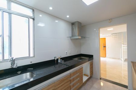 Apartamento para alugar com 96m², 2 quartos e 1 vaga