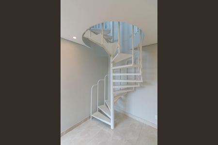 Apartamento para alugar com 96m², 2 quartos e 1 vaga