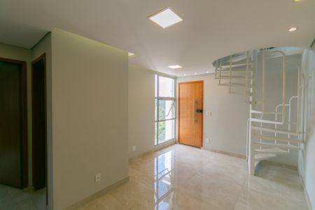 Apartamento à venda com 2 quartos, 96m² em Frei Leopoldo, Belo Horizonte
