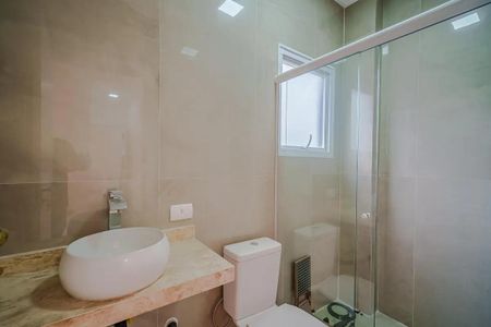 Casa de condomínio à venda com 157m², 3 quartos e 2 vagas Casa de condomínio à venda com 157m², 3 quartos e 2 vagasBanheiro