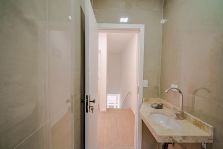 Casa de condomínio à venda com 156m², 3 quartos e 2 vagas Casa de condomínio à venda com 156m², 3 quartos e 2 vagasBanheiro 2
