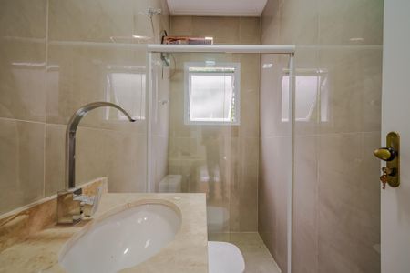Casa de condomínio à venda com 156m², 3 quartos e 2 vagas Casa de condomínio à venda com 156m², 3 quartos e 2 vagasBanheiro 2