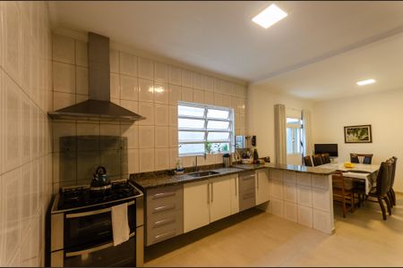 Casa à venda com 200m², 3 quartos e 4 vagasCozinha